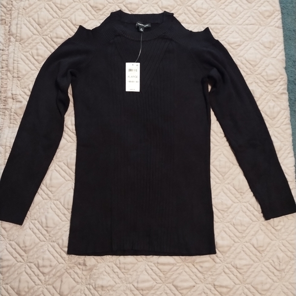 NWT INC International Concepts Black Cold Shoulder Ribbed Sweater - Picture 1 of 6